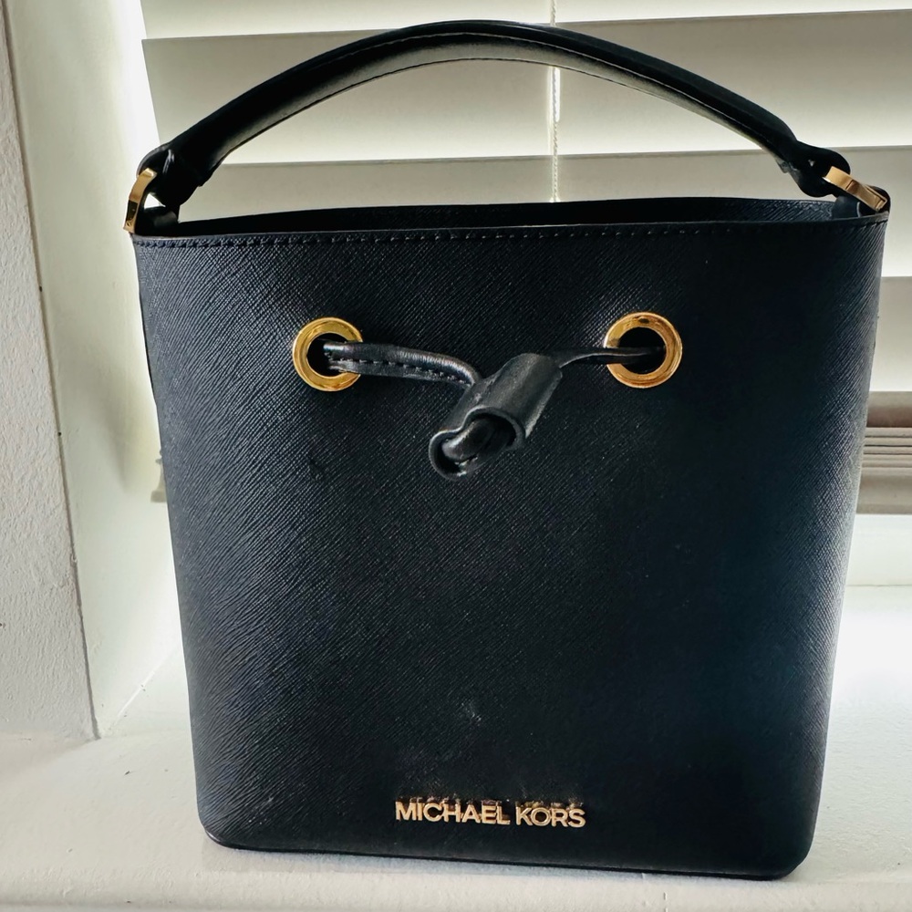 Michael Kors Black and Gold Shoulder Bag